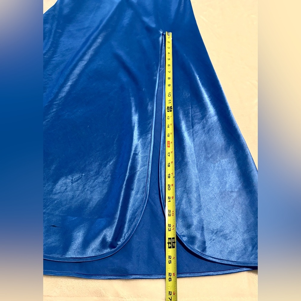 Vtg 90’s Victoria's Secret Gold Label Plunging Royal Blue Long Nightgown Sz M - Picture 8 of 11